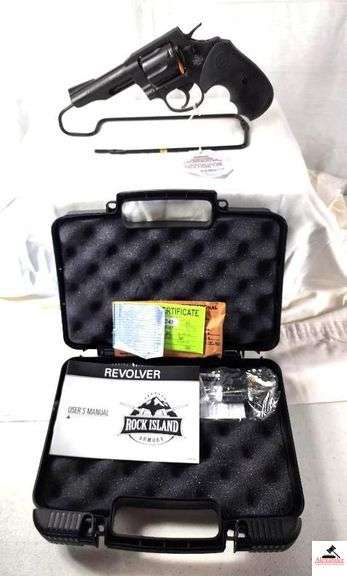 ROCK ISLAND ARMORY M200 REVOLVER - 38 SPL. - 4" BBL - BLACK - PLASTIC CASE - PAPERS & INSPECTION PAPER INCLUDED - NEW IN BOX - S/N RIA2379345 image