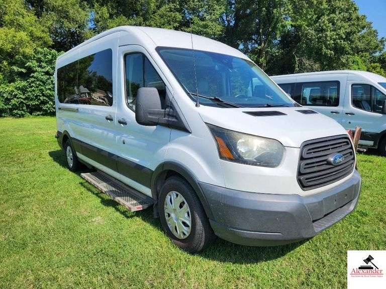 2019 FORD TRANSIT 350 VAN - 
V6, 3.5L ECO BOOST - 279,579 MILES - RUNNING BOARD STEPS ATTACHED - FEW ROCK PECKS ON HOOD - SMALL DENT ON HOOD - DRIVERS SIDE FRONT FENDER SMALL PAINT CHIP -  FEW LIGHT PAINT PECKS ON DOOR - SMALL PECK OF TWO ON PASSENGER SIDE OF FRONT FENDER - RUNNING LIGHT COVERS SHOW LIGHT FADING - CLEAN INTERIOR - FOLDING SEATS 3 DOUBLES AND 2 SINGLES - BRAUNABILITY CENTURY SERIES
CHAIR LIFT - DOUBLE REAR DOORS - 10 CAPACITY (2 FRONT AND 8 REAR) 

VIN #1FDZX2CG8KKA40479 image