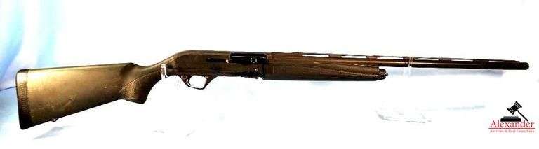 REMINGTON VERSAMAX SHOTGUN - .12GA - SEMI-AUTO - GUN HAS BEEN PAINTED - SHOWS CARRY WEAR - PAINT HAS BEEN WORN OFF - SYNTHETHIC STOCK & FOREARM - 28" VENTILATED RIB BARREL WITH EXTENDED CHOKE TUBE - S/N RT60564A image
