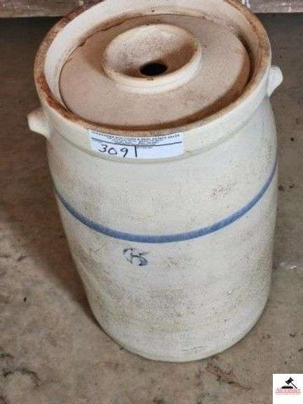 NO. 6 CHURN HANDLE MISSING - HAS BLUE RING - TOP IS CHIPPED - NO DASHER - (GARAGE) image