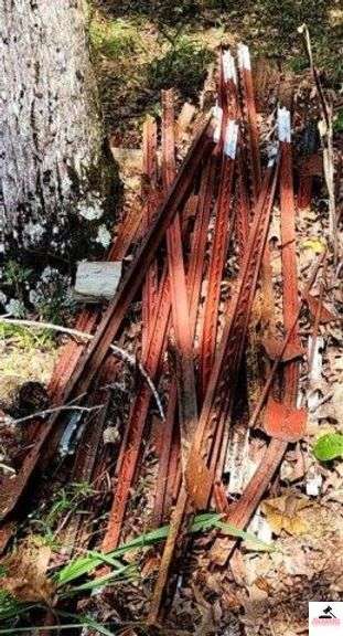 RED FENCE "T" POSTS- SOME BENT  (6 FT.) -WOOD POST 8  HOT WIRE POSTS - (WOODS) image