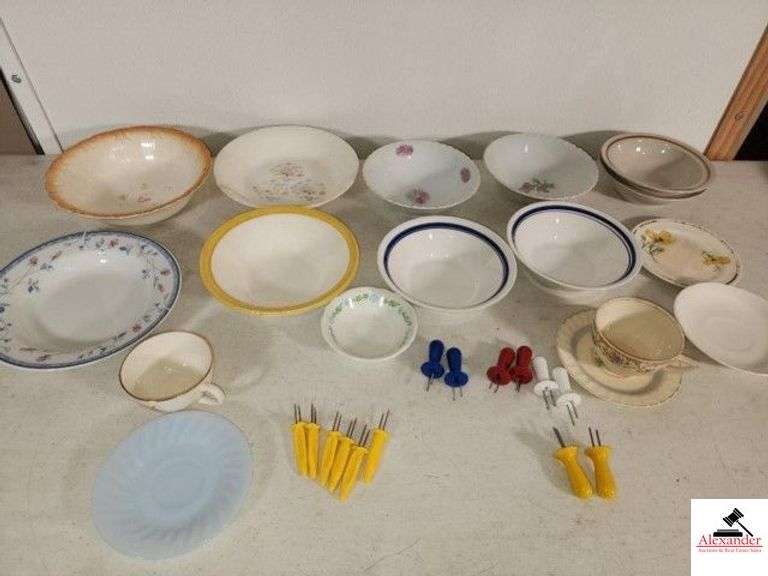 (10) CHINA BOWLS, CUPS & SAUCERS, CORN HOLDERS (NW BEDROOM) image