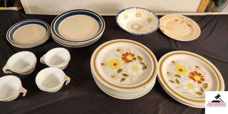 PLATE ASSORTMENT (8) TRAILSIDE BY DANIELLE PLATES, 2 CHIPPED - (4) H. P. STONEWARE ESTATE PLATES & (3) DESSERT PLATES - (7) CORELLE CUPS (GARAGE) image