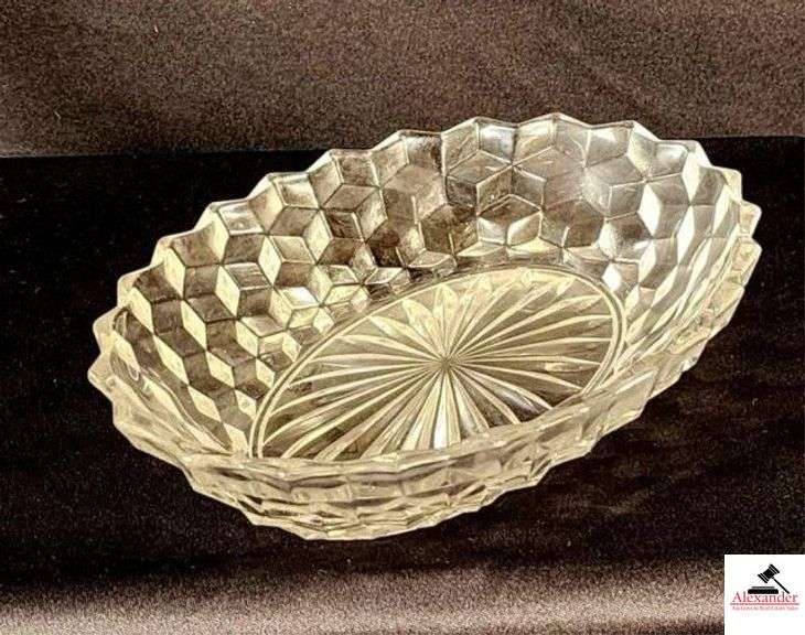 VINTAGE FOSTORIA  AMERICAN OVAL SERVING BOWL-9 1/2 (HALL CHINA CABINET) image