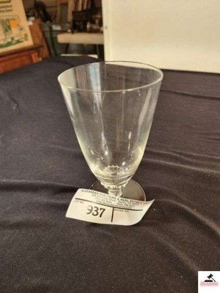 SET OF GLASSES - (6) PEDESTAL WINE - (3) SHERBERT (6) WATER TWIST STEMWARE - (GARAGE) image