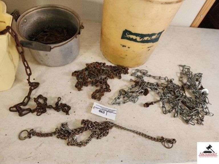 MISCELLANEOUS PCS OF CHAIN - FRAMING, LARGE, AND ROOFING NAILS - (SHED) image