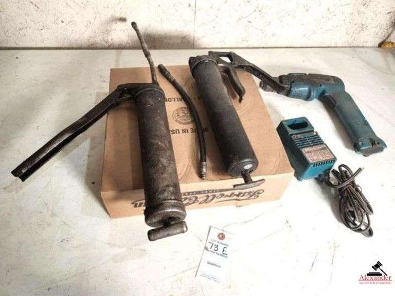 (2) GREASE GUNS SPOUT HAS BEEN REMOVED ON ONE - MAKITA DRIVER DRILL - DRILL INCLUDES CHARGER, BATTERY IS DOWN I CONDITION IS UNKNOWN - (SHOP) image