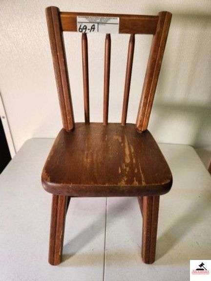 CHILD'S STRAIGHT CHAIRS (2) SOLID WOOD SEAT - GOOD FINISH FOR AGE - HAS LINE IN SEAT WHERE IT'S BEEN GLUED TOGETHER - OTHER CHAIR HAS WORN FINISH - (UPSTAIRS) image