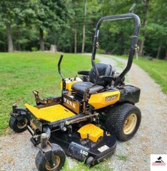 CUB CADET COMMERCIAL ZERO TURN LAWN MOWER MODEL L60 - CUB CADET TANK - KOHLER MOTOR - RUNS GOOD - (IMP SHED) image