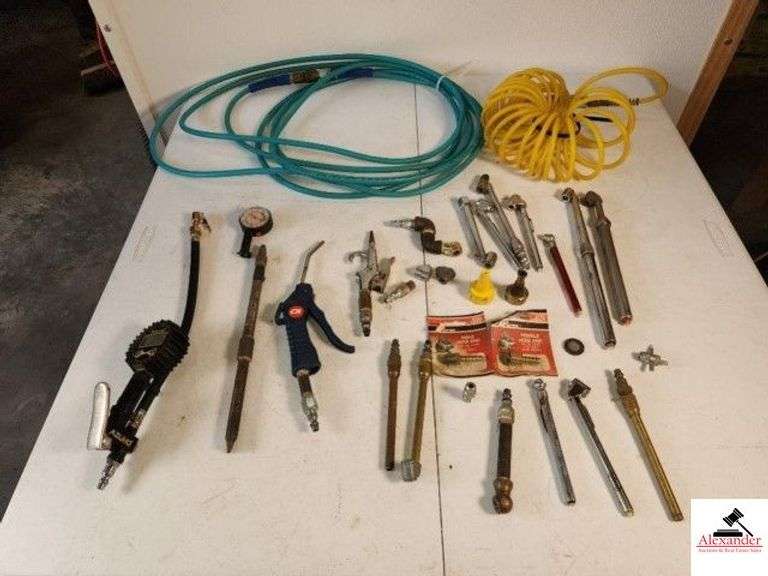 AIR COMPRESSOR PARTS 2 HOSES - GAUGES - AZUND GAUGE - CH HIGH PRESSURE - MISC PARTS - (TRAILER) image