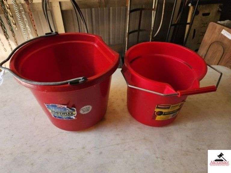 FORTFLEX 20 QT 5 GALLON PLASTIC BUCKET - RUBBERMAID 14 QT PLASTIC BUCKET - PLUMBING SUPPLIES - (SHED) image