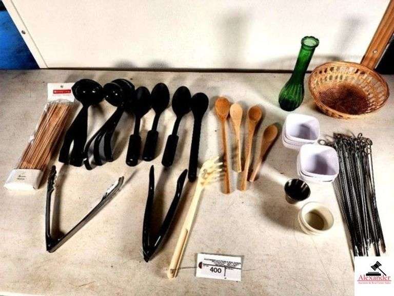 GRILL & BBQ UTENSILS 33 CROME SKEWERS - 4 WOODEN SPOONS - BAMBOO SKEWERS - 6 PLASTIC LADLES - 4 SERVING SPOONS - METAL & PLASTIC TONGS - METAL AND PLASTIC CONDIMENT BOWLS - SPAGHETTI SPOON - GREEN VASE - WICKER BASKET - (GARAGE) image