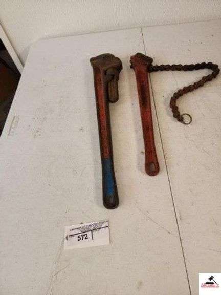 TOLEDO BEAVER TOOLS 24" STRAIGHT PIPE WRENCH RIDGID 2 1/2 PIPE AND FITTINGS CHAIN WRENCH - (TRAILER) image