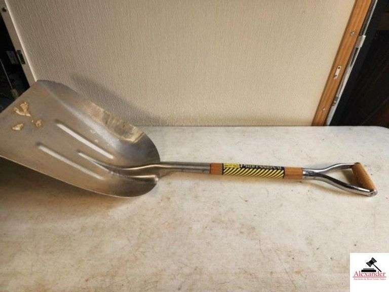SEYMOUR PROFESSIONAL LUNAM SCOOP #12 LIKE NEW - (SHED) image