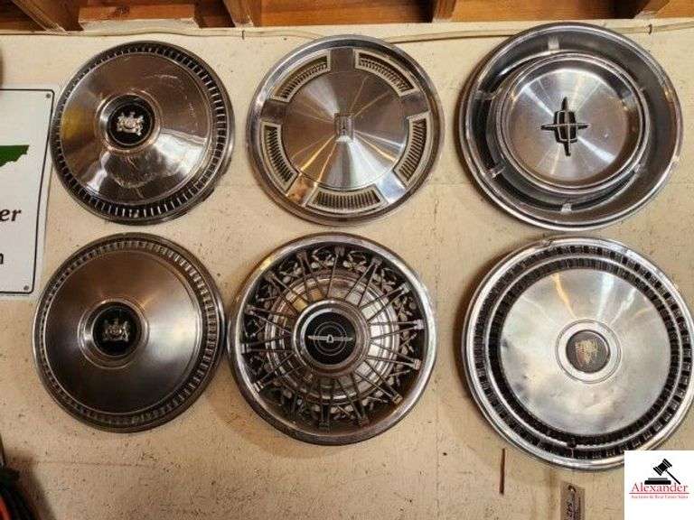 (6) HUB CAPS (WALL SHOP) image