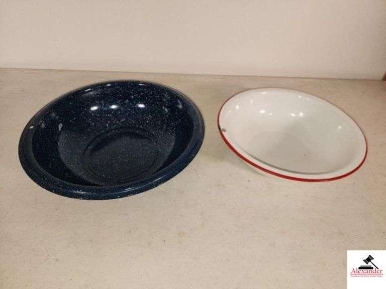 BLUE GRANITEWARE WASH BOWL & WHITE ENAMEL BOWL WITH  ( RED RING)  - GOOD CONDITION FOR AGE - NW BEDROOM image