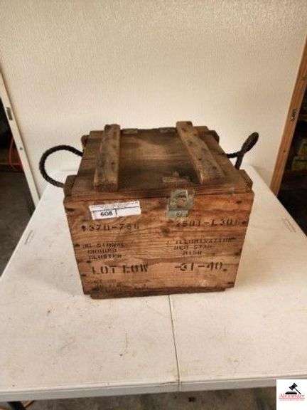 VINTAGE WOOD BOX CRATE HAS HANDLES - (GARAGE ON FLOOR) image