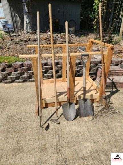 (2) VINTAGE GARDEN HOES POINTED AND TAPERED ENDS - DIGGING SHOVEL - SHORT HANDED FLAT SHOVEL - YARD RAKE - (GARAGE) image