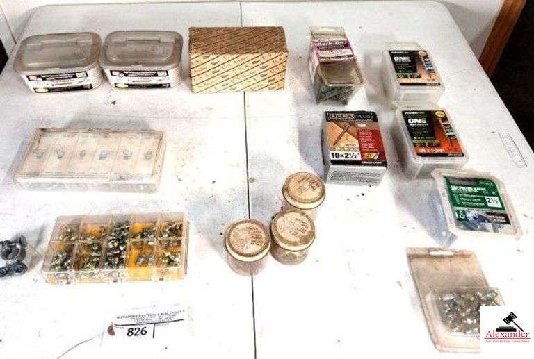 GREASE FITTING ALEMITES - ONE KIT ALMOST COMPLETE NUMBERSOU SCREWS - ALEMITES DIFFERENT DEGREES (SHOP) image