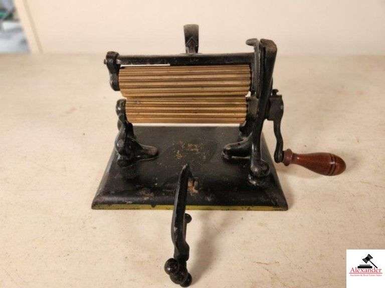 IRON RUFFLE BRASS ROLLERS - WOOD HANDLE - FRONT C-CLAMP ATTACHMENT - (GARAGE) image