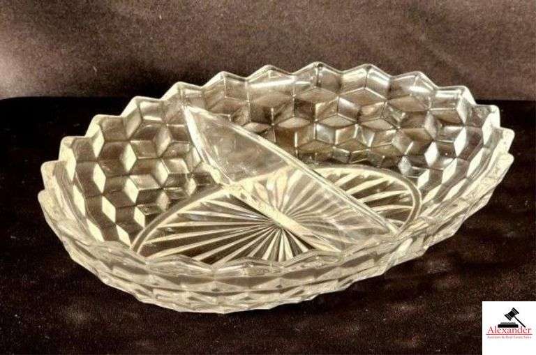 VINTAGE FOSTORIA  AMERICAN DIVIDED OVALRELISH DISH (HALL CHINA CABINET) image