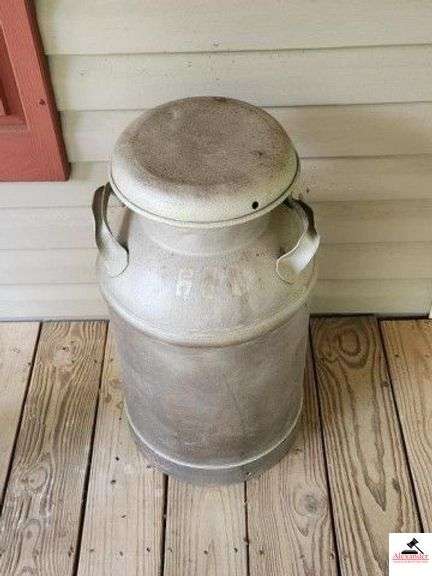 10 GALLON MILK CAN - HANDLE BENT - PAINTED SILVER (FRONT PORCH) image