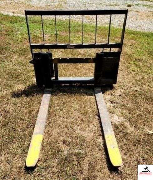 PALLET FORK FOR LOADER - 2A 1.25"X4"X48" TAR RIVER ATTACHMENTS - COM-EPF - S/N 18534 - image