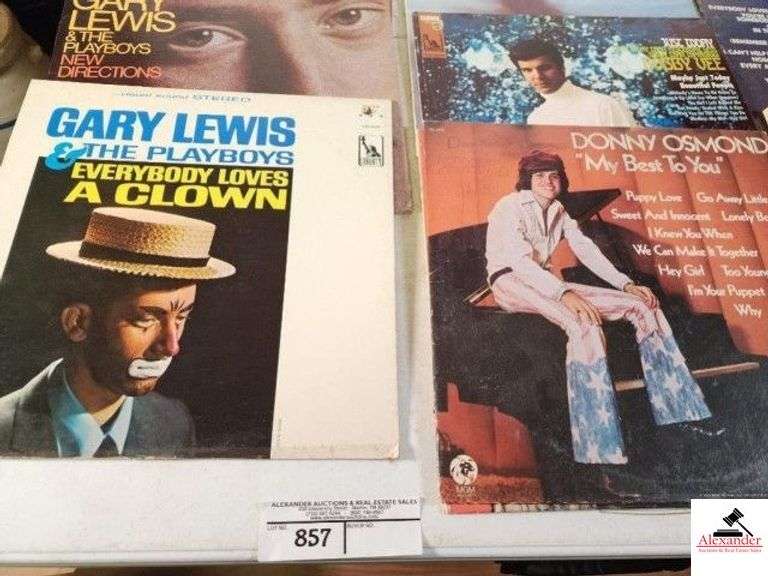 (11) MUSIC ALBUMNS GARY LEWIS & THE PLAYBOWS "EVERYBODY LOVES A CLOWN" - DONNY OSMOND "MY BEST TO YOU" - MUSIC FROM SOUND TRACK "FAR FROM THE MADDING CROWD" - DEAN MARTIN'S GREATEST HITS VOL.1 - BOBBY VEE - GARY LEWIS & THE PLAYBOYS "NEW DIRECTIONS" - VIC DANA "RED ROSES FOR A BLUE LADY" - THE KINGSTON TRIO "NEW FRONTIER" - MIDNIGHT LUAU "THE WAIKIKIS" - HAWAIIAN HOLIDAY - (UPSTAIRS) image