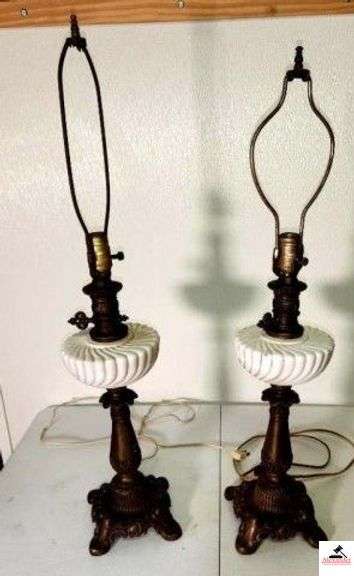 (2) VINTAGE BRASS TABLE LAMPS W/ MILK GLASS GLOBES (UPSTAIRS) image
