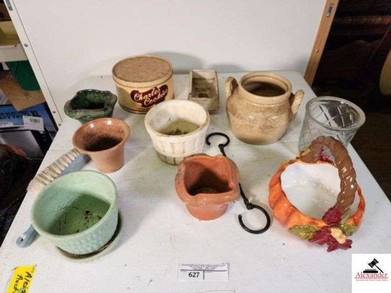 MCCOY USA FLOWER POT - MISC FLOWERPOTS HARVEST BASKET - (7) FLOWER POTS - COOKIE JAR WITH HANDLES - (UPSTAIRS) image