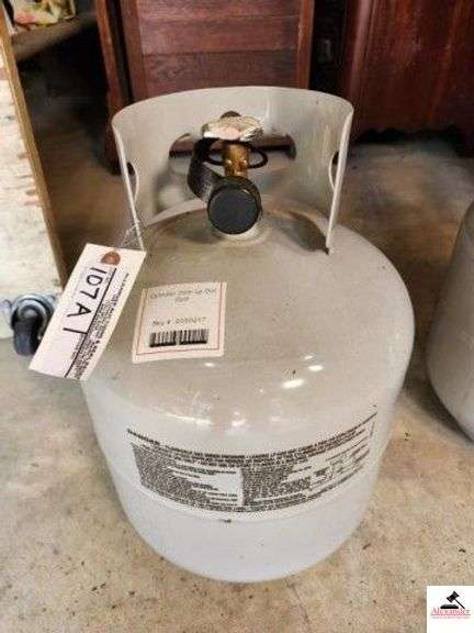 20LB CYLINDER OF PROPANE APPEAR TO BE NEW - (SHED) image
