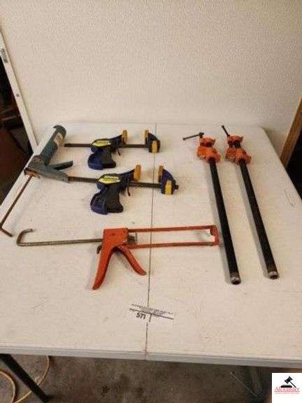 (2) IRWIN QUICK GRIP CLAMPS (2) RIDGID PIPE FURNITURE CLAMPS - (2) CAULKING GUNS - (TRAILER) image