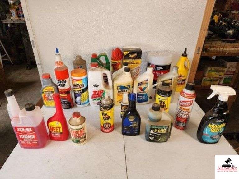 VEHICLE SUPPLIES JB WELD BODY FILLER  - LUCAS HEAVY DUTY OIL STABILIZER - VALVOLINE SYN POWER DOT 3 & DOT 4 BRAKE FLUID - TURTLE WAX - HEADLIGHT RESTORATION KIT - GUMOUT CARB/CHOKE PARTS CLEANER - POWER STEERING FLUID - MISC (SHOP) image