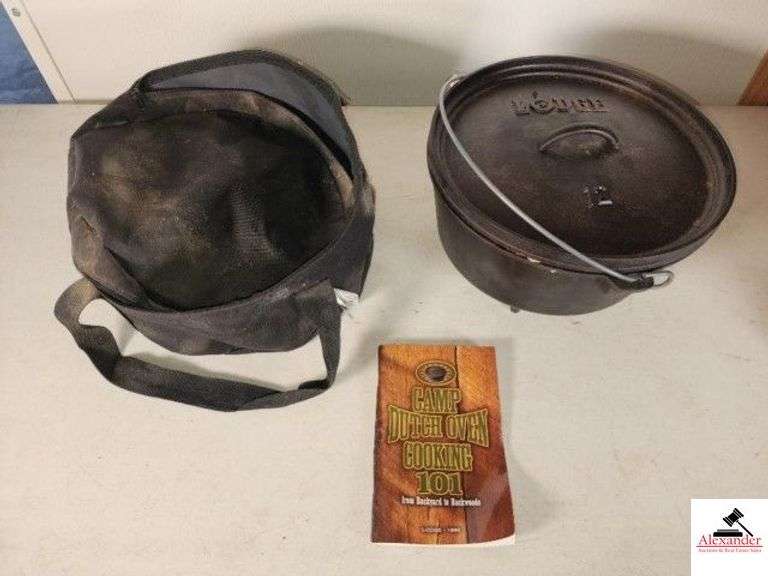 LODGE SEASONED DUTCH OVEN 12 DCO - FOOTED - BAIL HANDLE - HAS CARRYING CASE - (GARAGE) image