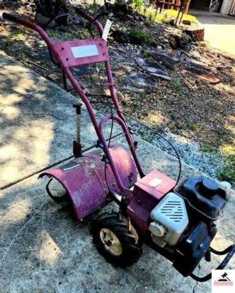 GARDEN TILLER BRIGGS & STRATTON 800 SERIES MOTOR - GAS OWERED - (SHED) image
