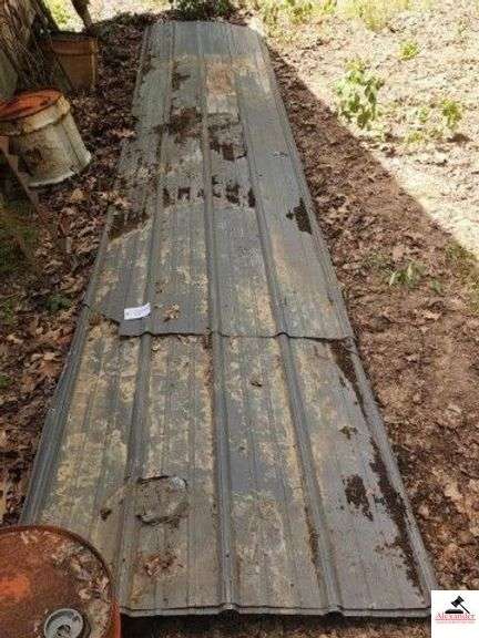 USED TIN SIDING - 17' 4"  - ANGLE CUT 1 PIECE - (IMP SHED) image