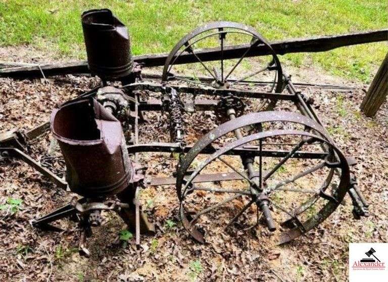 HORSE DRAWN TWO ROW CORN PLANTER CONVERTED HITCH - BOXES BENT AND RUSTED OFF - PULL HITCH ATTACHED - (OUTSIDE) image
