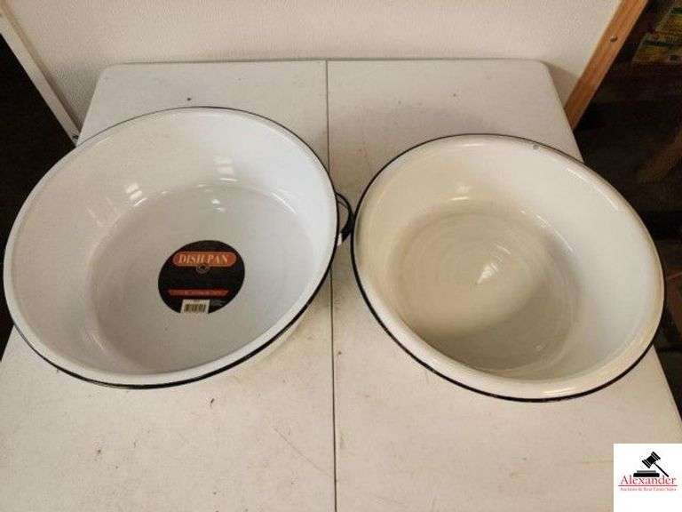 (2) PORCELAIN DISH PANS WITH BLACK RIM - 15 US QT WITH HANDLES - OTHER ALITTLE SMALLER WITH NO HANDLES - USED - (TRAILER) image