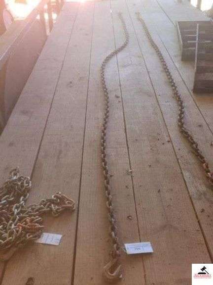 10' LONG CHAIN HEAVY WITH HOOKS - (IMP SHED) image
