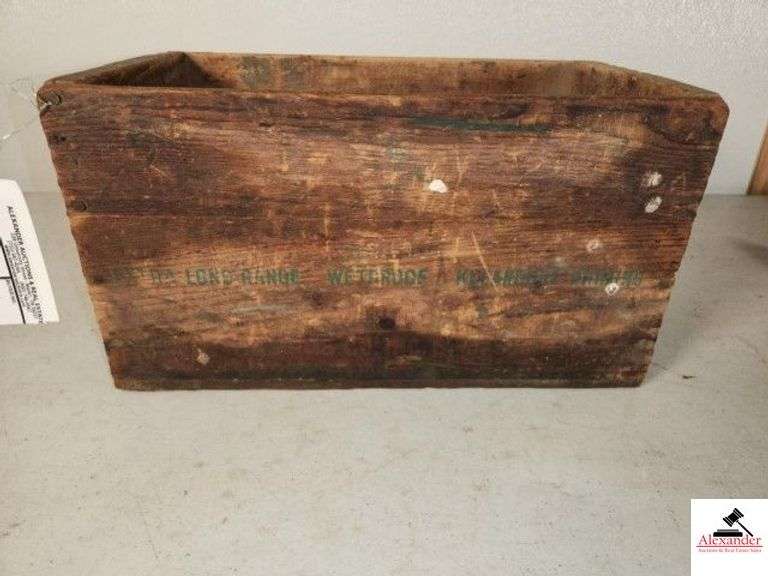 WOOD AMMO SHELL BOX  - EXTRA  LONG RANGE WET PROOF CLEAN BORE PRIMING - BOX HAS DAMAGE ON ENDS - LOTS OF WEAR  - REMINGTON BOX & (2) ADDITIONAL WOOD BOXES (ROAST BEEF WOOD BOX - SLATTED BOTTOM FRUIT BOX  (MUST BE UNSCREWED FROM WALL) - (GARAGE) image