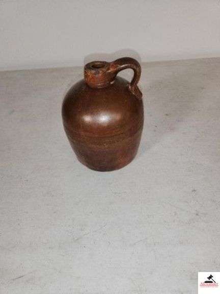 STONEWARE JUG W/ HANDLE - BROWN - 6" BASE - 8" TALL - (LR) image