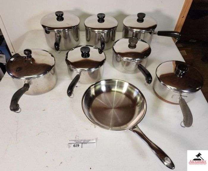 GOURMET COOKING PAN - REVERE WARE POTS WITH LIDS (7) POTS WITH LIDS - ONE STAINLESS STEEL SKILLET - COPPER BOTTOM -  CLEAN - (UPSTAIRS) image