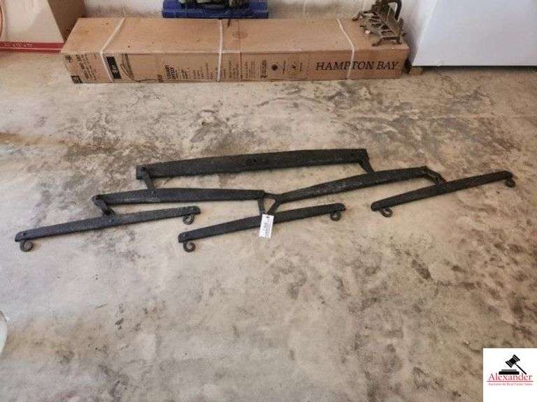 ANTIQUE STEEL TRIPLE TREE WAGON HITCH WITH HOOKS PAINTED BLACK - (GARAGE) image