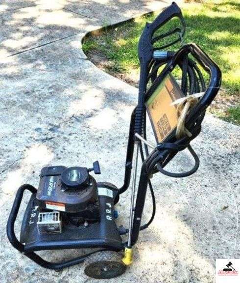 GENERAC GAS POWERED PRESSURE WASHER 1900 PSI - 2.75 HP - (SHED) image
