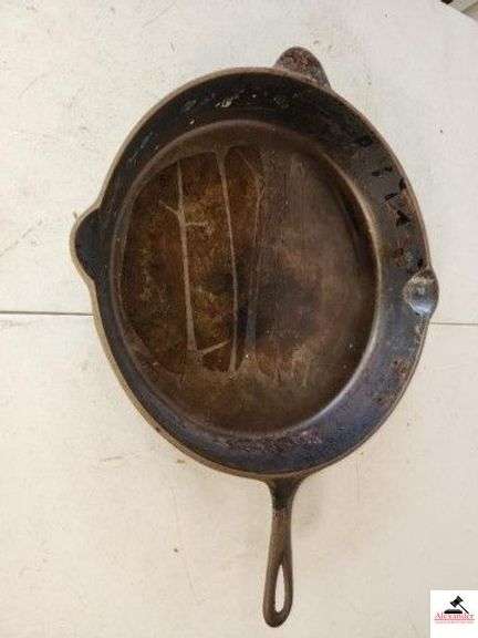 IRON SKILLET - 14 - LARGE (TRAILER) image
