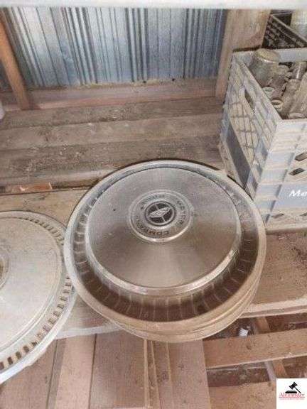 (6) HUB CAPS - FORD MOTOR COMPANY - ETC. (IMP. SHED) image