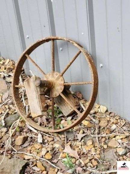 (3) IRON IMPLEMENT WHEELS NO SPOKES - SMALL IMPLEMENT WHEELS WITH IRON SPOKES (OUTSIDE) image