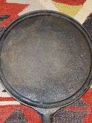 Cast iron griddle #8, MM HECH