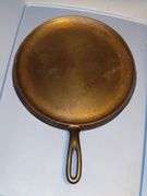 Wagner Ware Sydney 0 cast iron griddle 10", seasoned