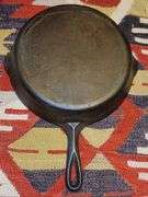 Unmarked cast iron Wagner #8 skillet, 10",  seasoned